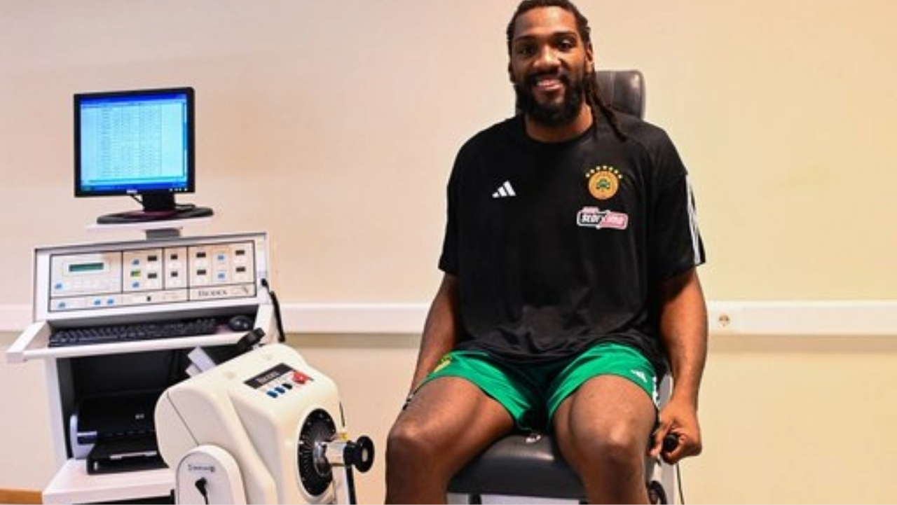 κενεθ φαριντ